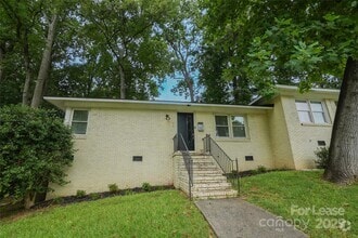 Building Photo - 1702 Herrin Ave