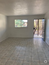 Building Photo - 2800 Cerrillos Rd