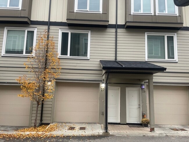 Building Photo - 1308 Rutland Rd N