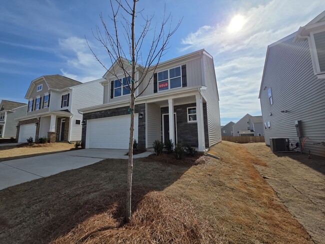 NEW BUILD! LOCATED OFF REEDY FORK RD. IN THE HARRINGTON COMMUNITY - NEW BUILD! LOCATED OFF REEDY FORK RD. IN THE HARRINGTON COMMUNITY House