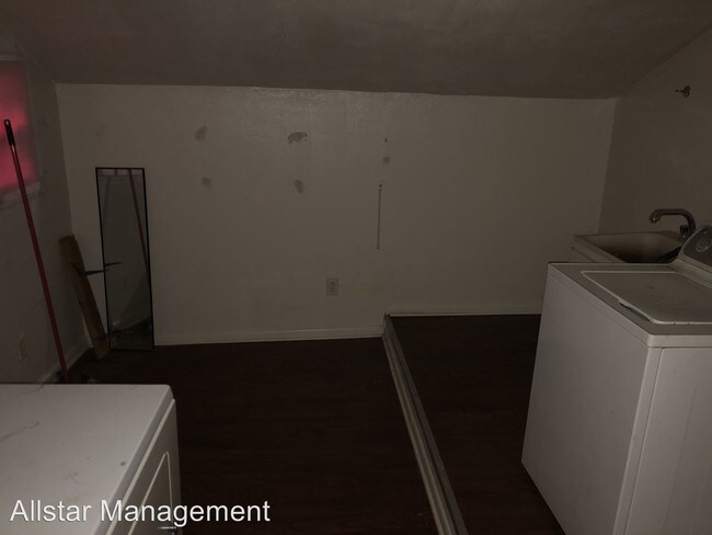 Foto del edificio - 6234 Hinde Ave