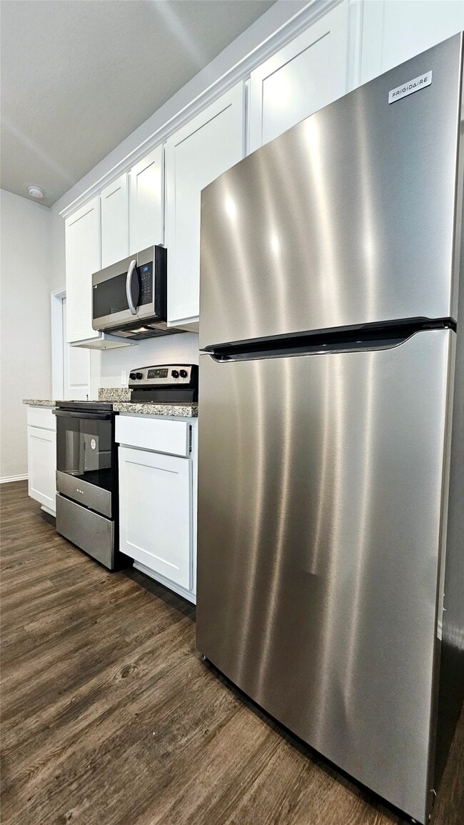 Building Photo - 10948 Amblewood St