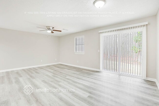 Building Photo - 4096 Big Valley Trail