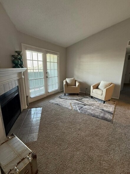 Foto del edificio - 3737 Timberglen Rd