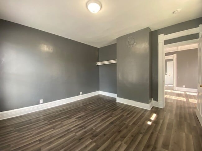 Foto del edificio - 1601-1603 Edwards Ave