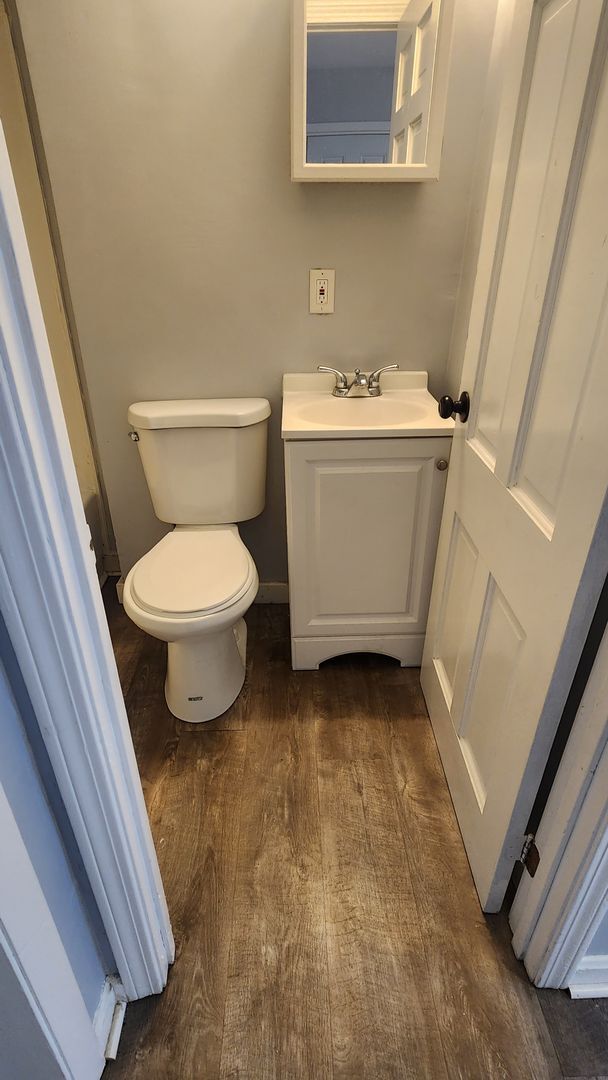 Foto del edificio - 408 N Main St