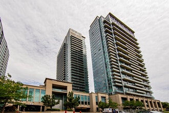 Building Photo - 165-1165 Legion Rd N