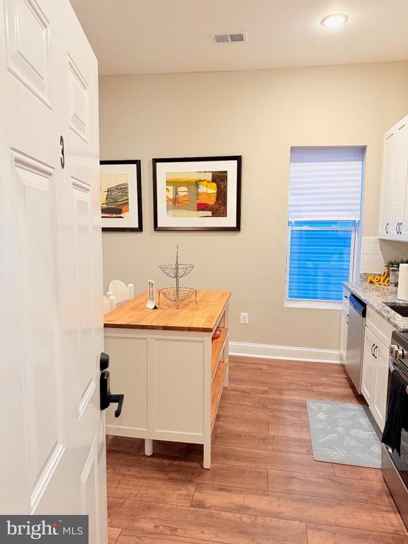 Foto del edificio - 3429 Chestnut Ave