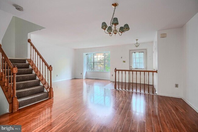 Building Photo - 8 Lambeth Bridge Ct