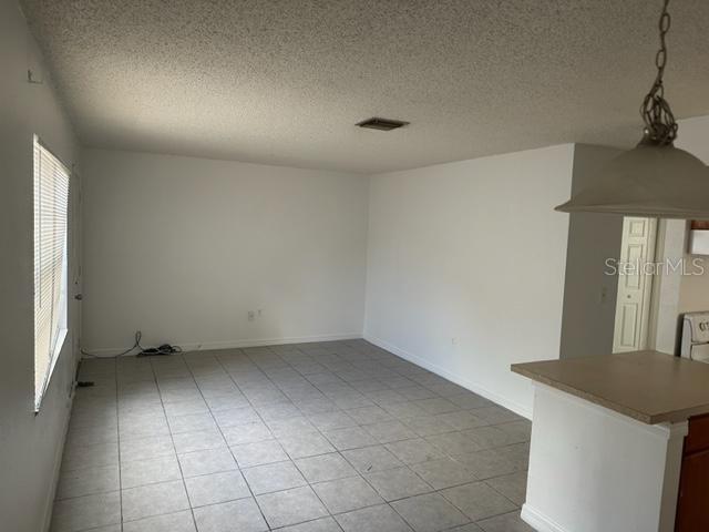 Building Photo - 1809 Bronson Dr