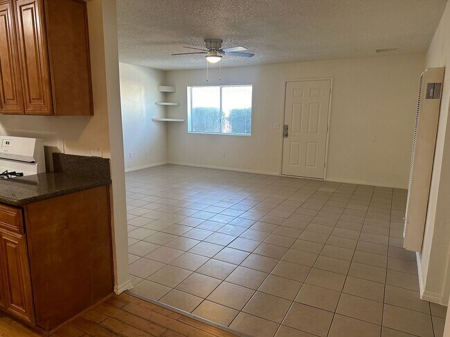 Foto del edificio - 21604 Loop St