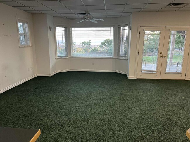 Foto del edificio - 455 N 1300 E