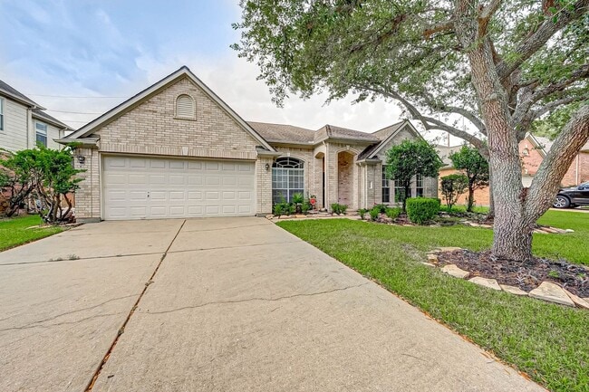 Foto del edificio - 1410 Greenway Village Dr