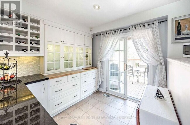 Photo du bâtiment - 2871 Darien Rd