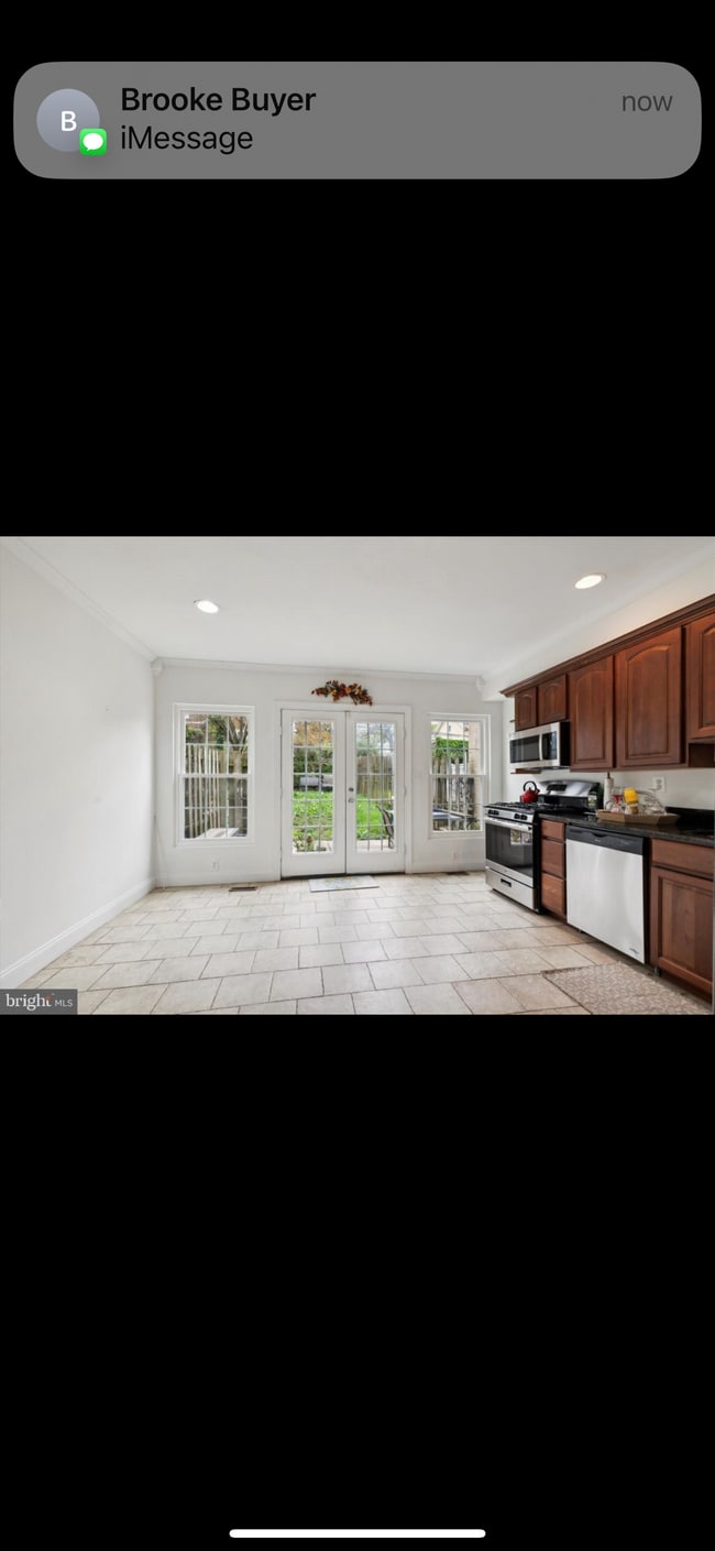 Photo - 116 Dawson St Townhome