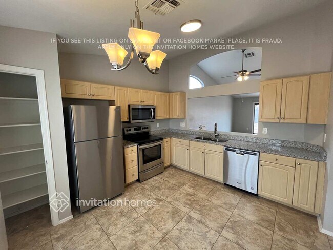 Foto del edificio - 11354 W Ruth Ave