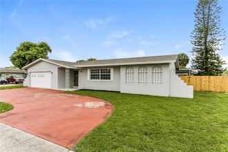 Building Photo - 1531 NW 46th Ave