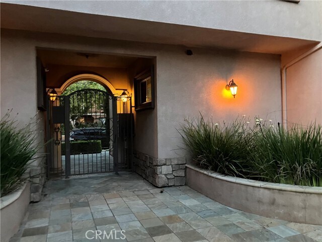 Foto del edificio - 128 E Broadway