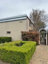 Building Photo - 4320 Cole Ave