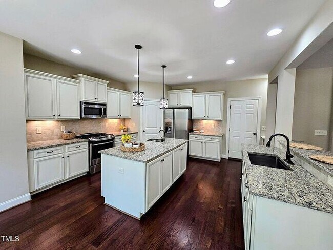 Building Photo - Build Equity While Leasing - Lease and Own...