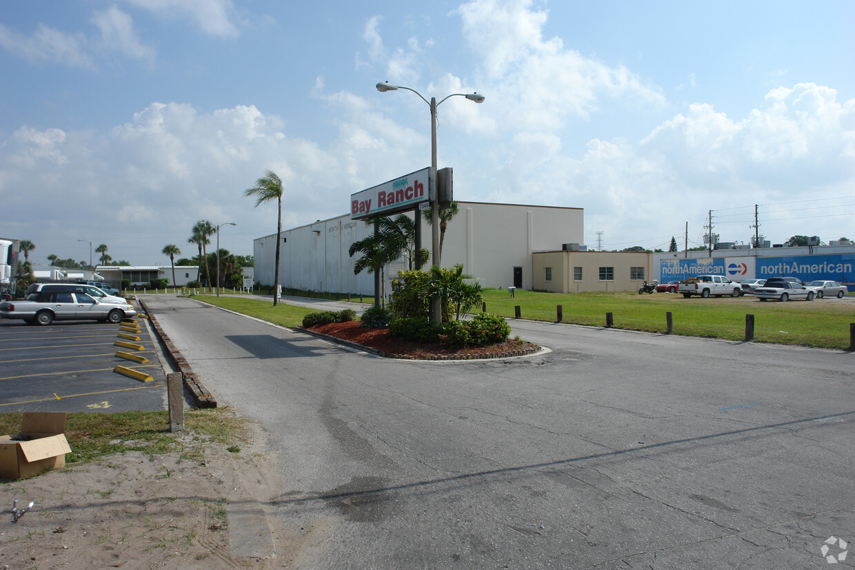 Building Photo - Bay Ranch Mobile Village Park