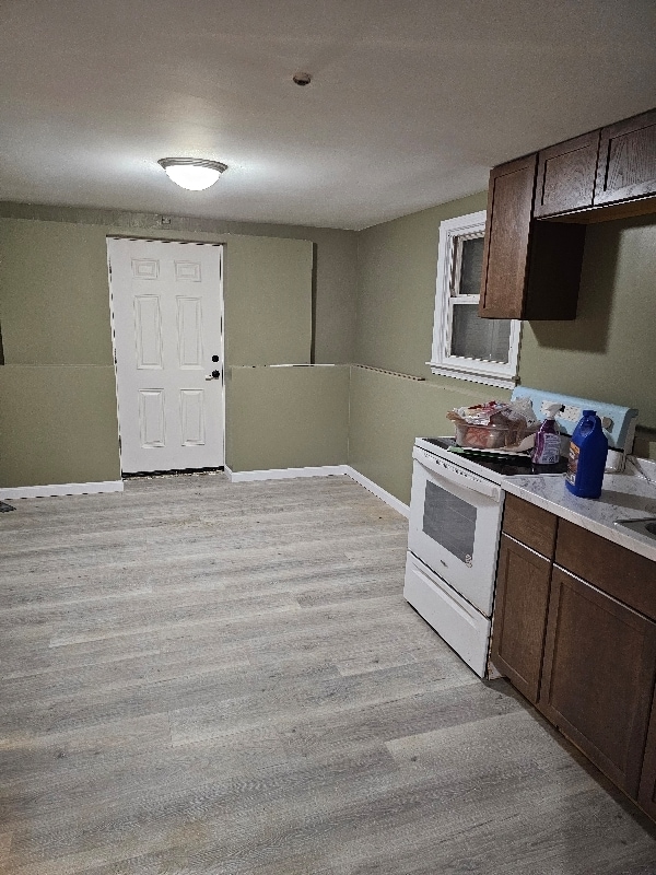 Building Photo - 4 Eva Cir