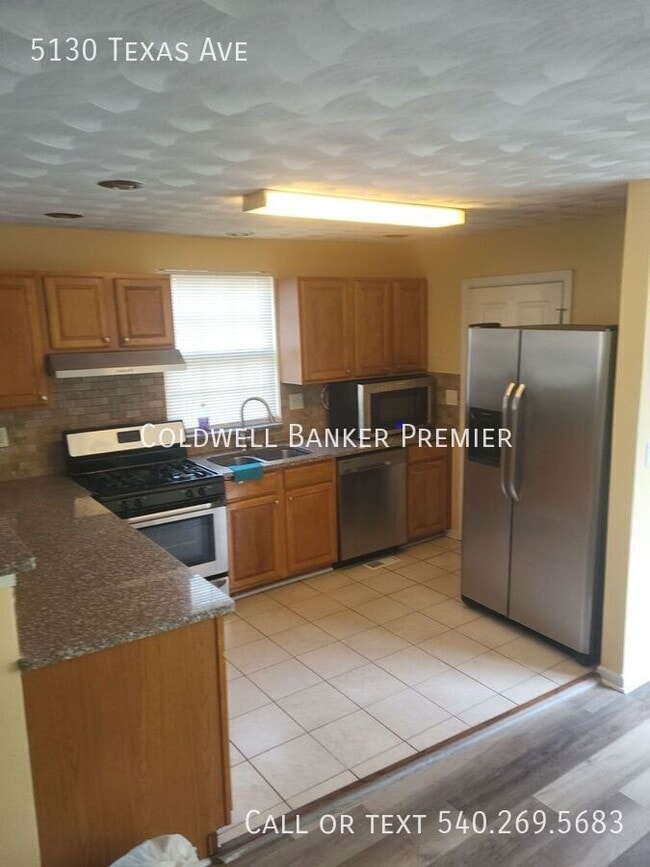 Building Photo - 5130 Texas Ave