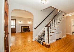 Building Photo - 1165 W Boylston St