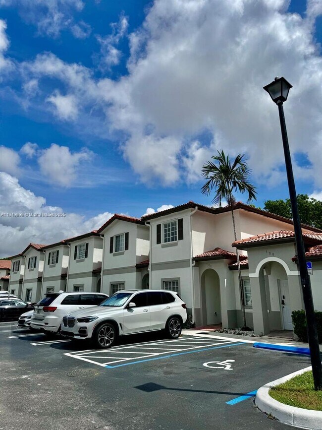 Foto del edificio - 8420 SW 150th Ave