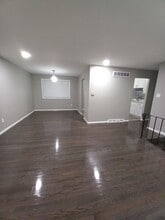 Building Photo - 4223 W 15th Ave