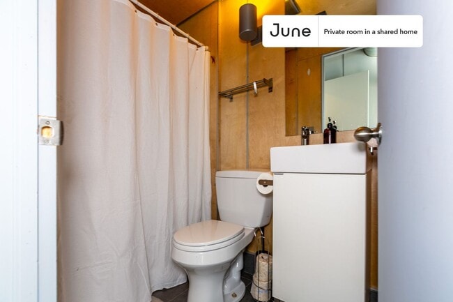 Photo - Room in Shared 6 bed/6 bath home