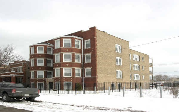 Primary Photo - 6949-6951 S Green St