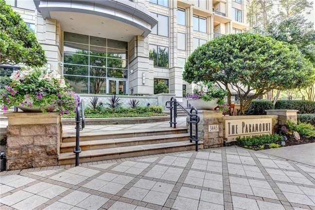 Building Photo - 3445 Stratford Rd NE