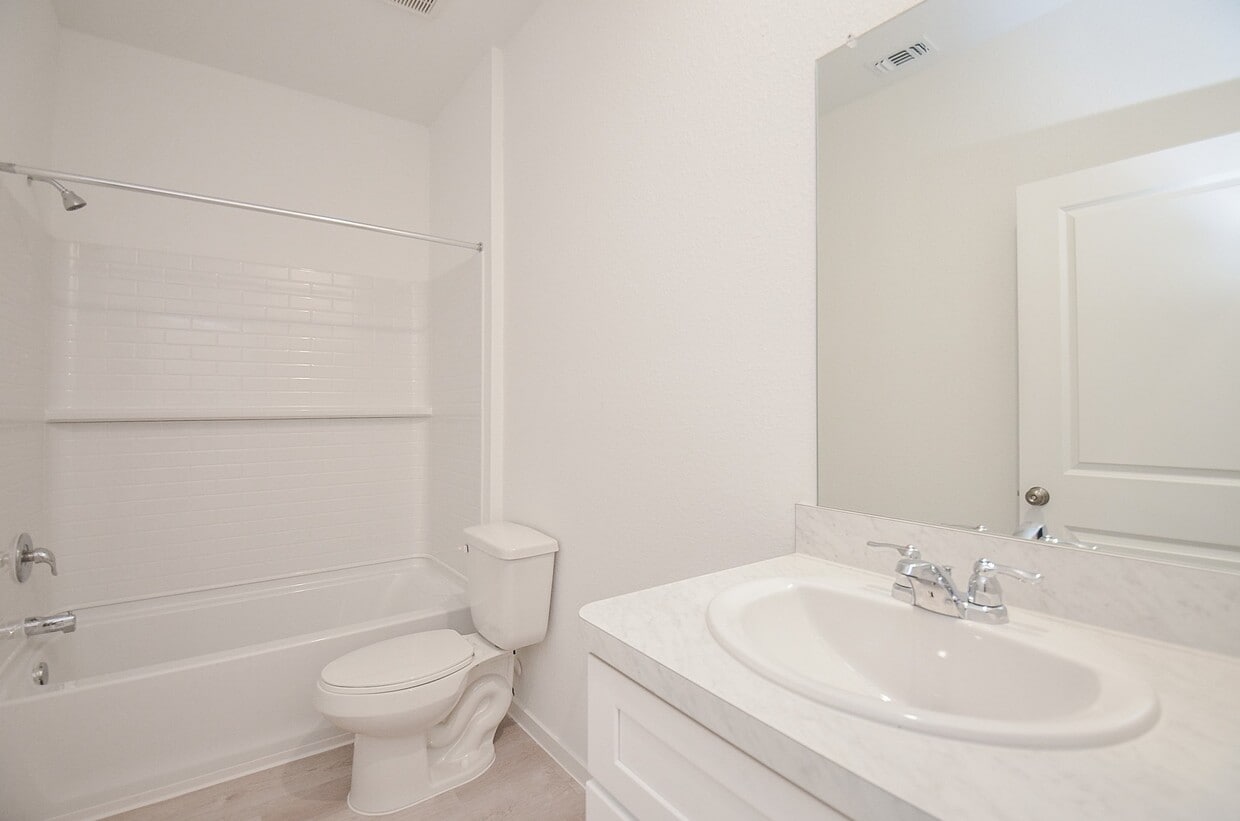 Building Photo - 23014 Deanston Dr
