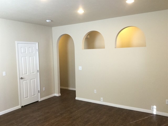 Building Photo - 236 N Foxboro Drive