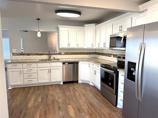 Foto del edificio - 1826 N Woods St