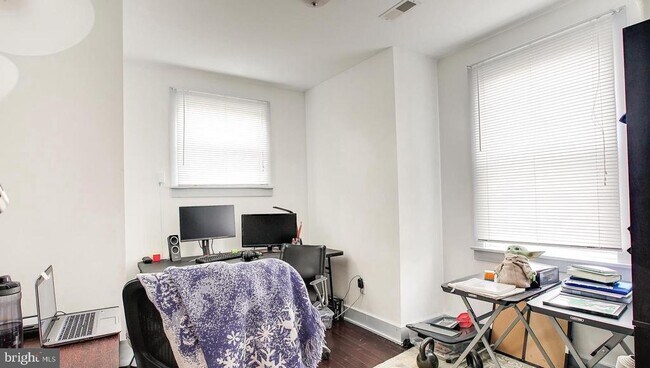 Foto del edificio - 1902 N 17th St