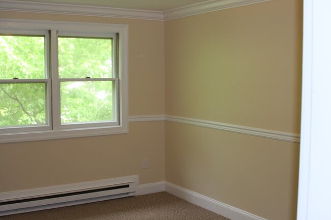 Building Photo - 159 Sheffield Ln