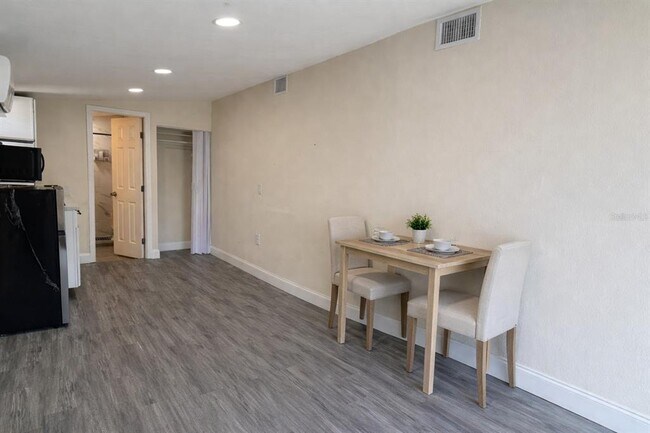 Foto del edificio - 5620 1st St