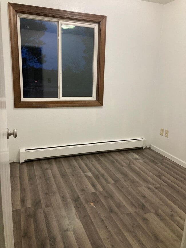 Building Photo - 406 17th St NW