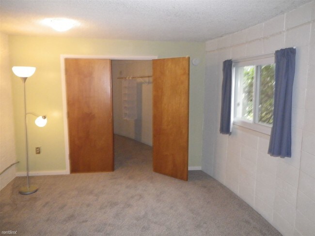 Foto del edificio - 842 W 21st St