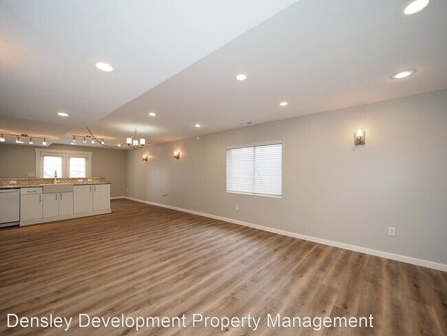 Building Photo - 1784 Ridge Point Dr