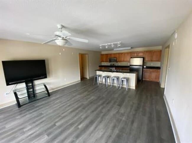 Building Photo - 1621 Muscovy Way