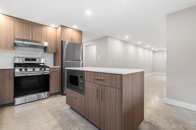 Photo du bâtiment - 748 4th St E