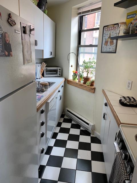 Foto del edificio - 13 Thacher St