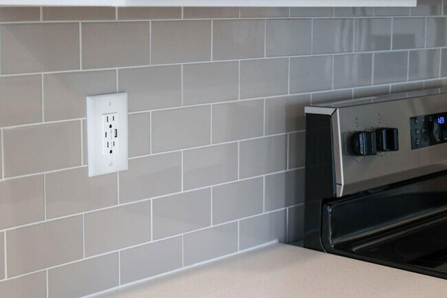 Foto del edificio - 1575 Cedars Rd