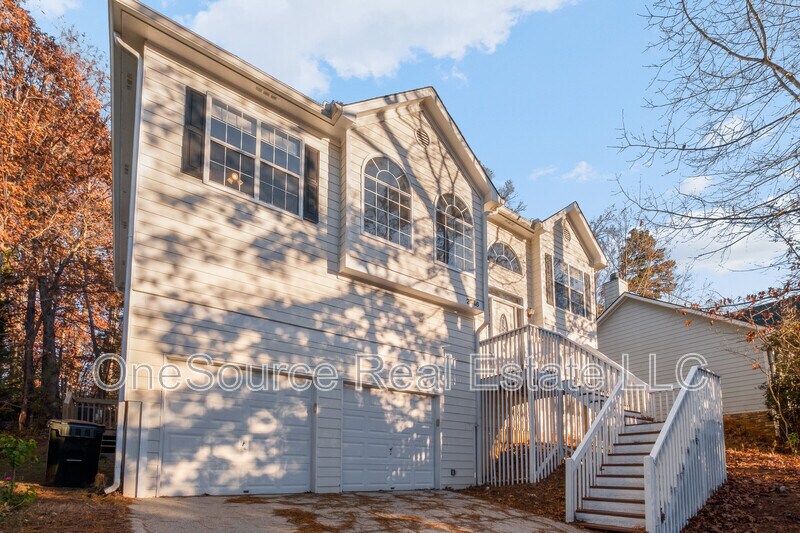 Primary Photo - 2646 McGuire Dr