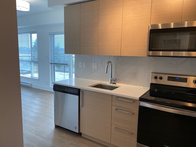 Photo du bâtiment - 3080-3080 Kilpatrick Ave