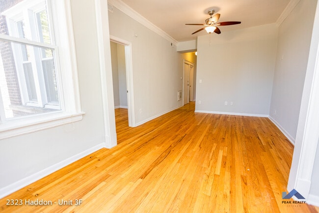 Building Photo - 2323 W Haddon Ave