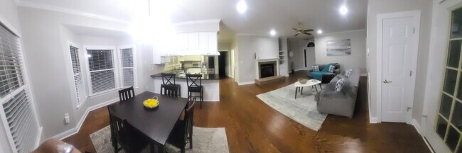 Foto del edificio - 2113 Fox Hunt Dr